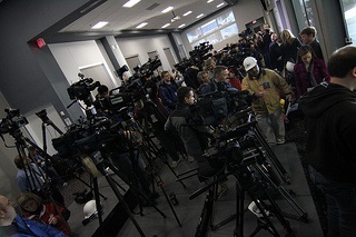 Image of cameramen waiting used in relation with blog posts on media recruiting tips